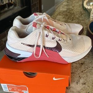 Nike Metcon 7 womens size 8.5 pink